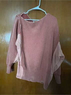 Free People coral/orange off shoulder oversized Pullover xs